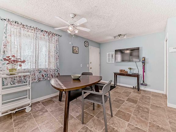 5th image of 103-1555 Falconridge Dr NE #103