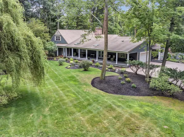 2 Bonnie Drive, Northport, NY 11768