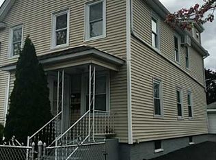 74 Hunts Ave, Pawtucket, RI 02861
