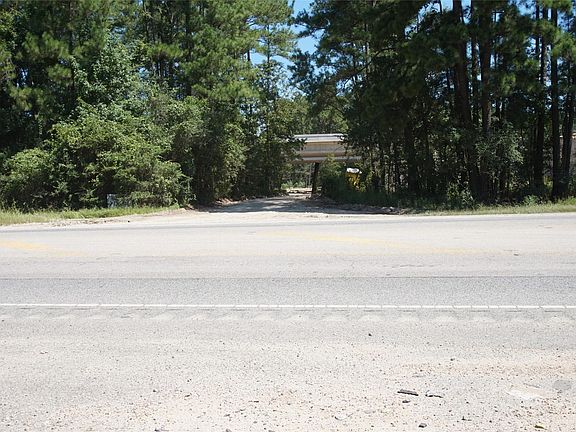 2nd image of 2200 Fm 1485 Rd