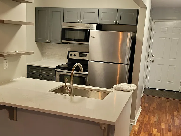 2165 S Milledge Ave #B-10 — Photo 11