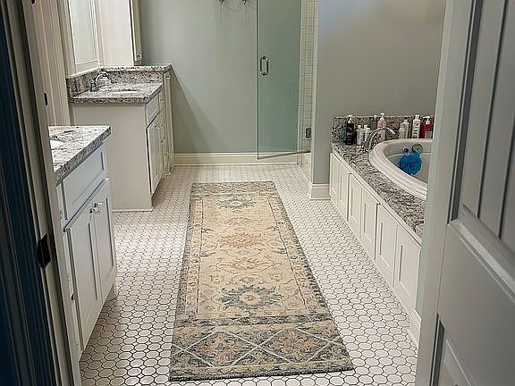 5th image of 3726 Willow Wood Dr