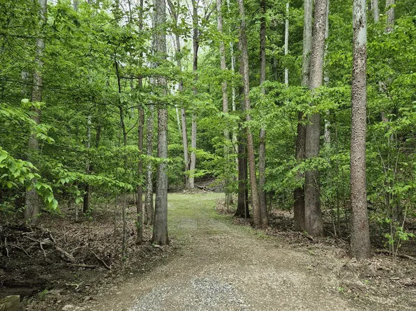 8514 E Alma St, Nashville, IN 47448