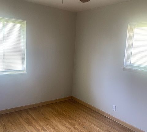 5th image of 2084 W Warnimont Ave #4