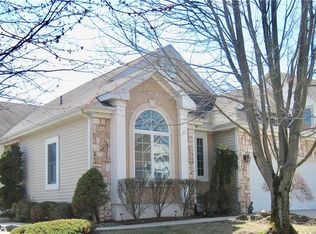 3 Trent Rd #3, Monroe, NJ 08831
