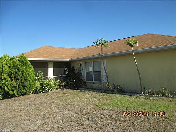 5th image of 1622 SW 32nd Ter