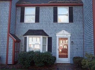 81 Munroe Ln, Topsham, ME 04086