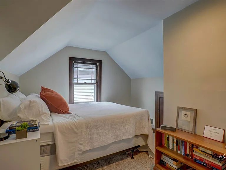 I533 Jefferson St #2 — Photo 7