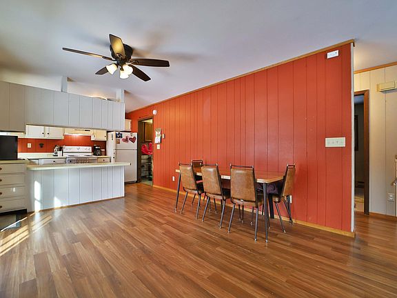 5th image of 32042 Darner Ln