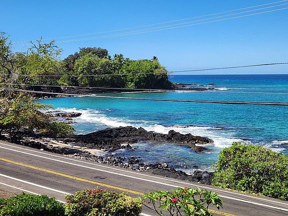 2nd image of 77-6311 Alii Dr #304