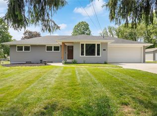 1892 Toepfer Rd, Akron, OH 44312