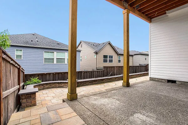 7353 NW Oakfern Dr — Photo 26