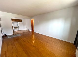 151-26 17th Ave #1B, Whitestone, NY 11357