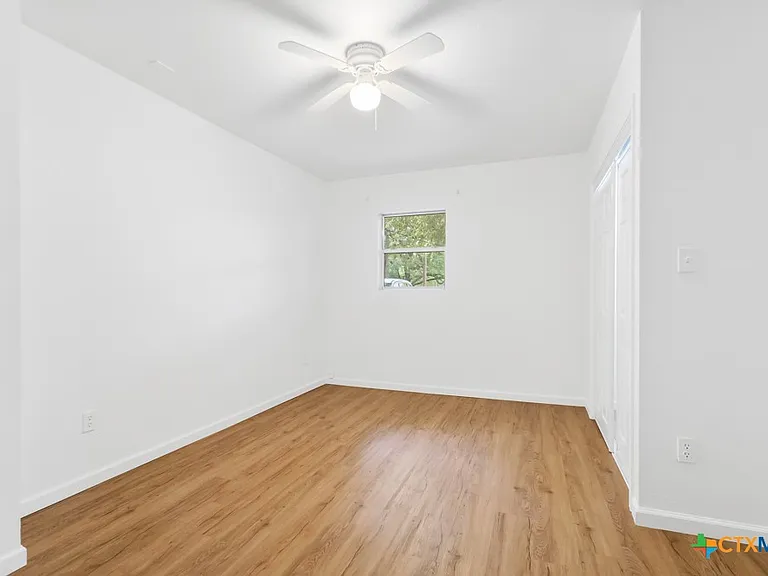 761 Whippoorwill Dr #B — Photo 9
