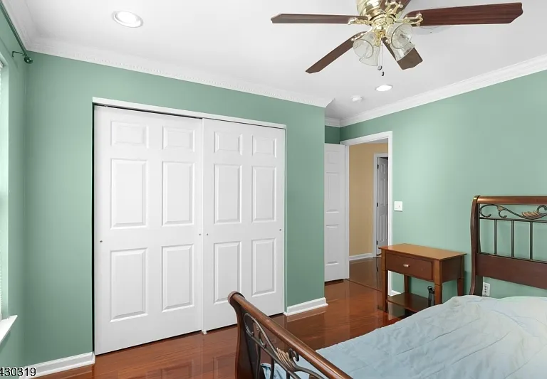 72 Albert Ct — Photo 14