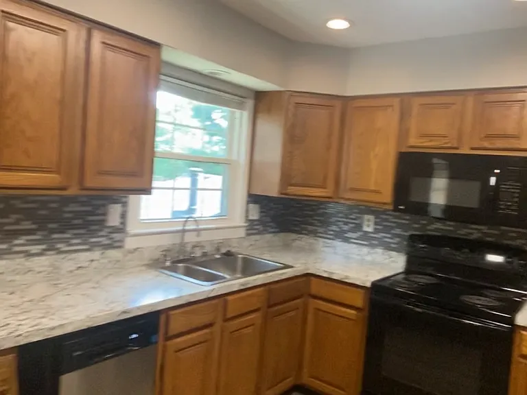 6809 Creedmoor Ct — Photo 7