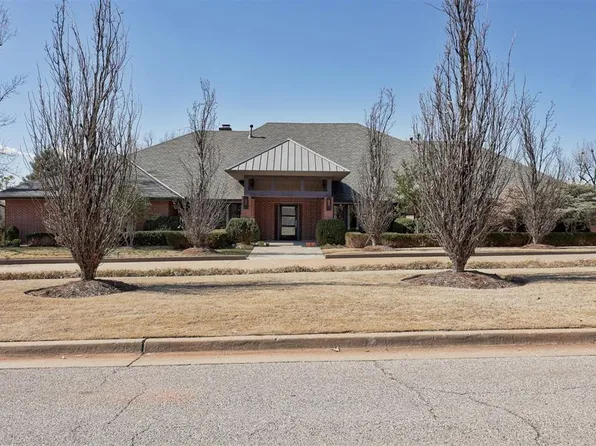 7001 N Country Club Dr, Oklahoma City, OK 73116