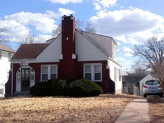 2nd image of 1223 E 75th St