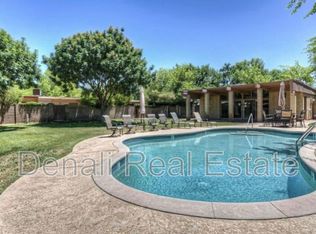 5554 N 10th St, Phoenix, AZ 85014