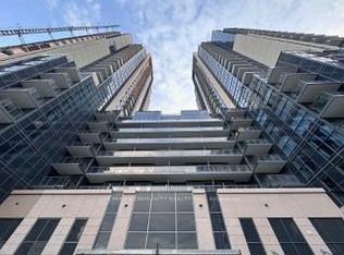 30 Meadowglen Pl #1908, Toronto, ON M1G 0A6