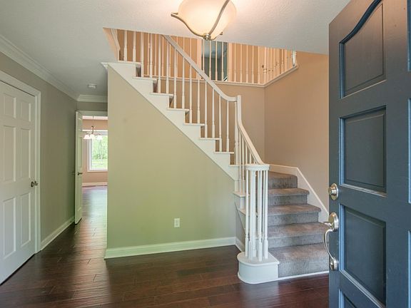 3rd image of 5750 Rushwood Dr