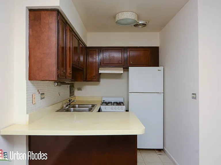 2629 N Hampden Ct #216 — Photo 3