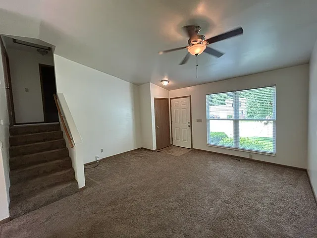 440 Omar Ct — Photo 13