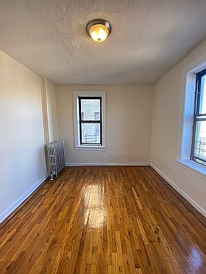 5th image of 3021 Holland Ave APT 42S