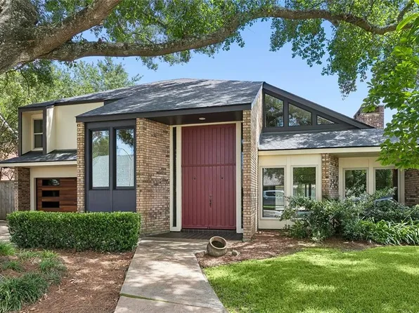 7504 Windsor Dr, Harahan, LA 70123
