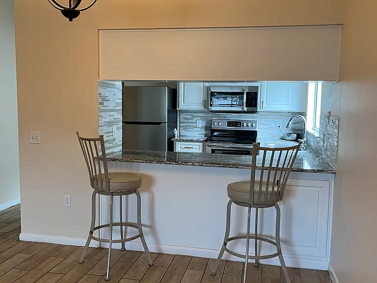 4721 Silver Cir — Photo 7