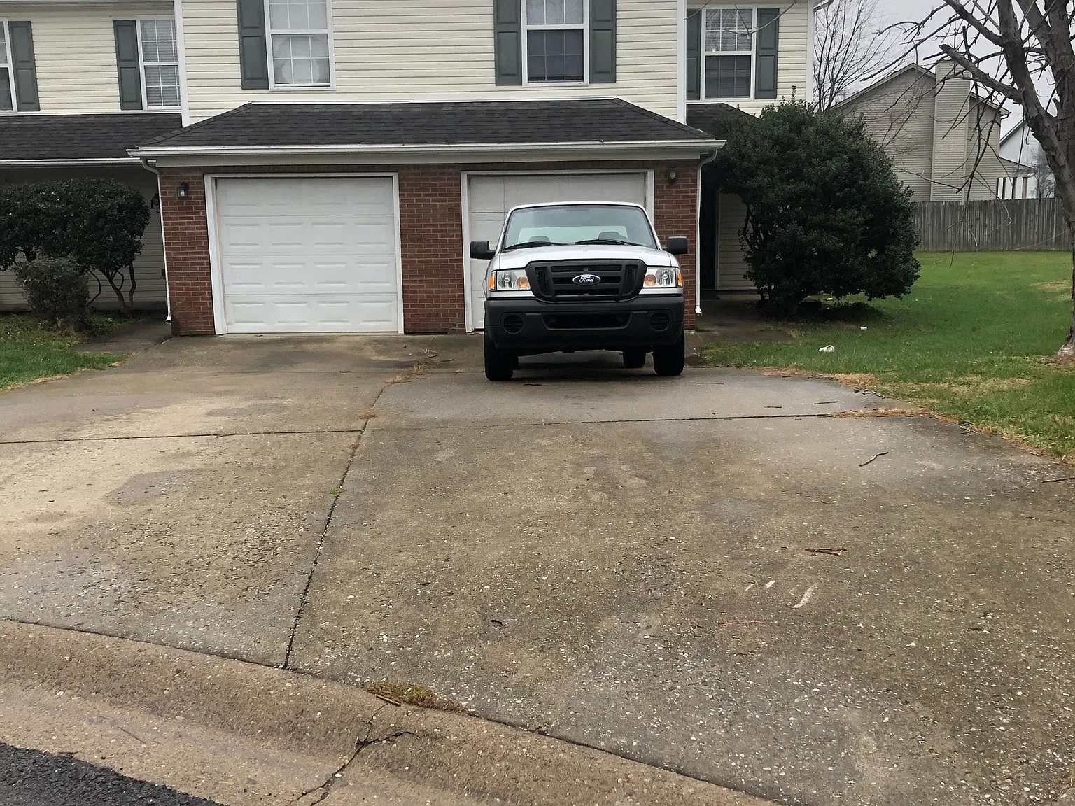 133 Karen Court - 1 — Photo 2