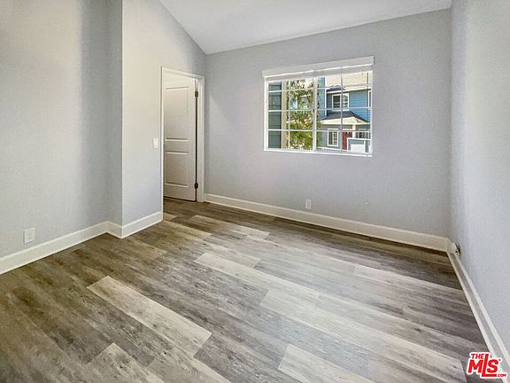 3rd image of 26113 Frampton Ave APT F