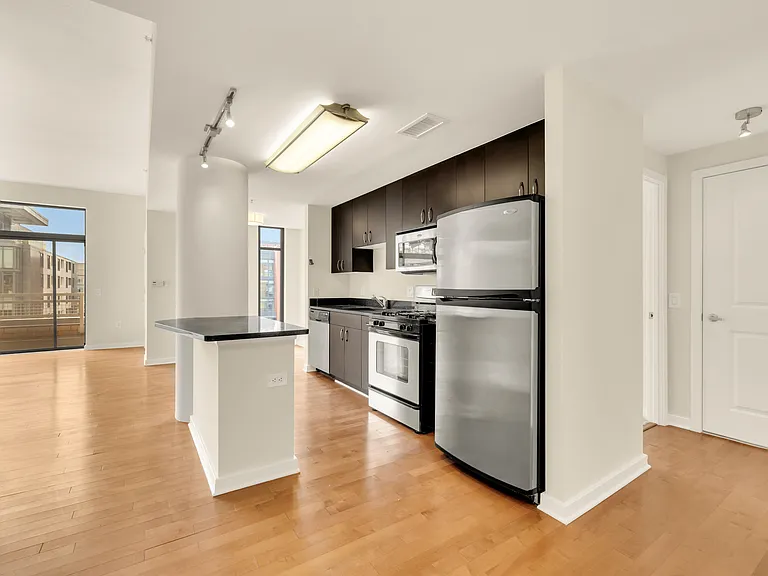 475 K St NW #1123 — Photo 4