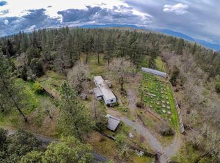 368 Cherokee Ln, Grants Pass, OR 97526