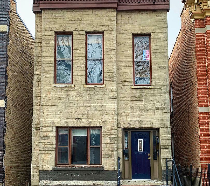 1st image of 1352 N Oakley Blvd #1
