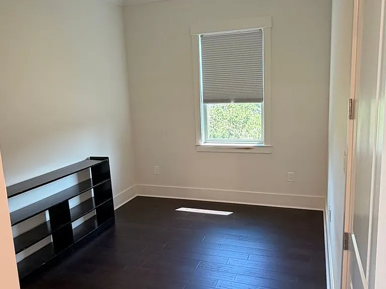 2708 Burns St — Photo 22