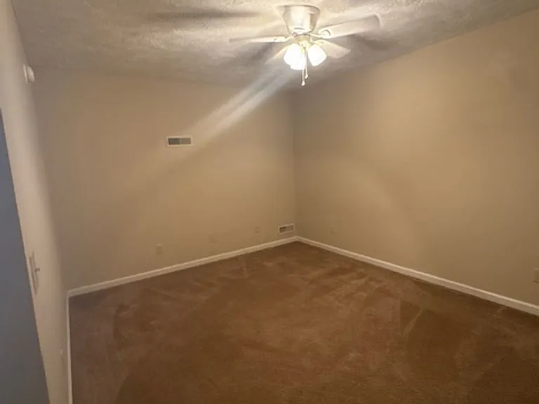 25119 York Dr #37 — Photo 8