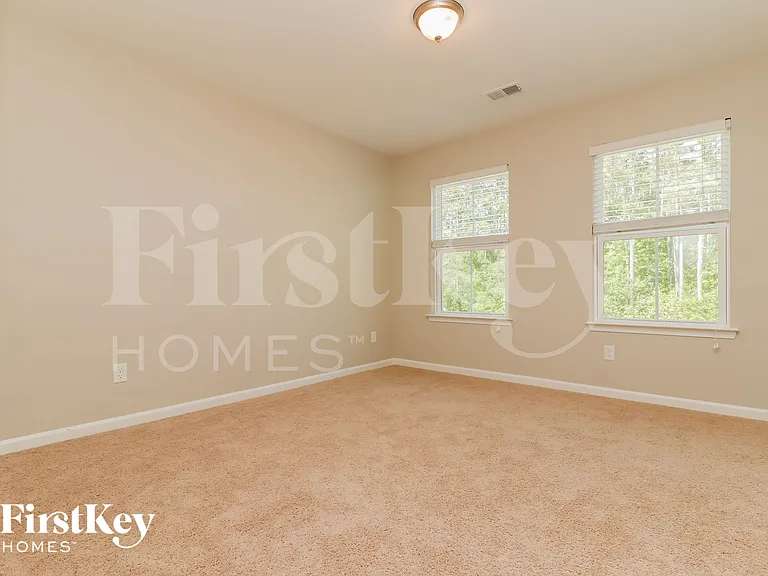 220 Foxbank Plantation Blvd — Photo 14