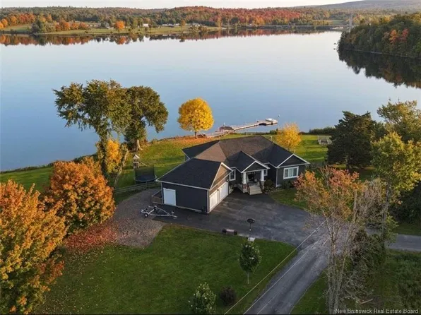 50 Sandcastle Ln, Kingsclear, NB E3E 0A4