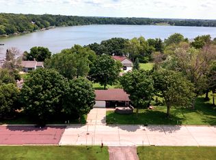 647 Summit Dr, Fairmont, MN 56031