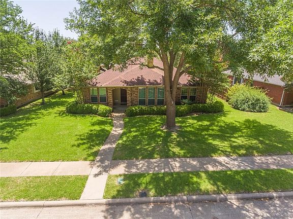 3rd image of 3812 Dutton Dr