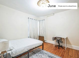 53 Sycamore St #B, Somerville, MA 02145