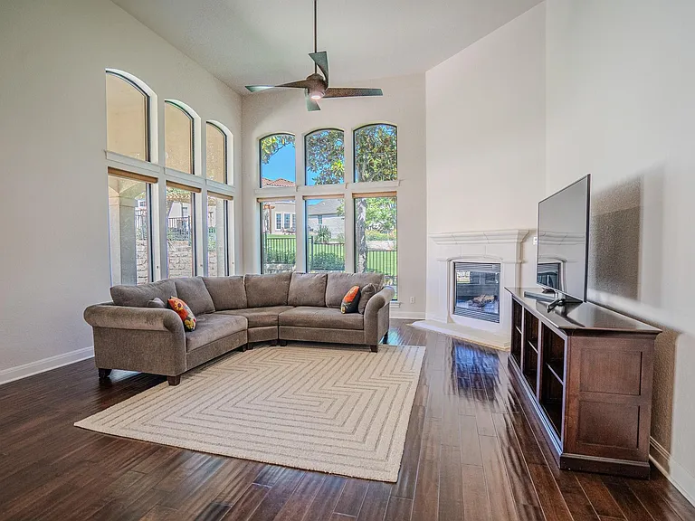 309 Aria Dr — Photo 13