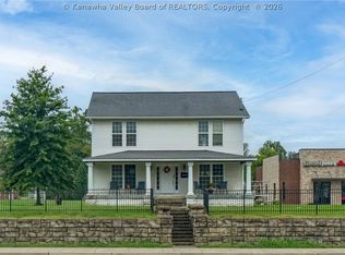 14691 Us Highway 60, Milton, WV 25541