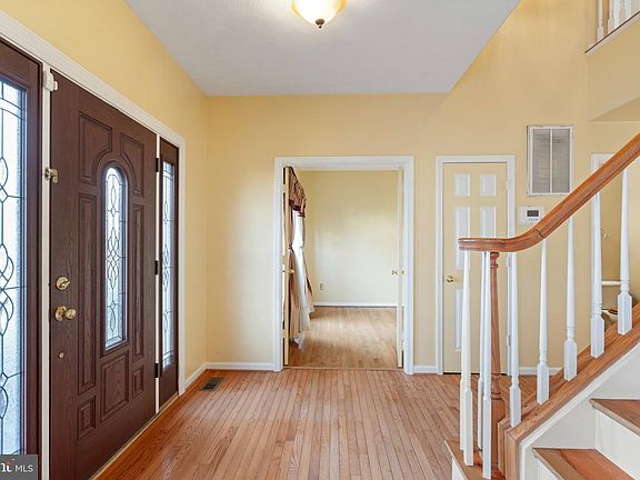 5th image of 103 Brush Everard Ct