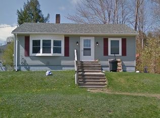 509 York St, Rumford, ME 04276