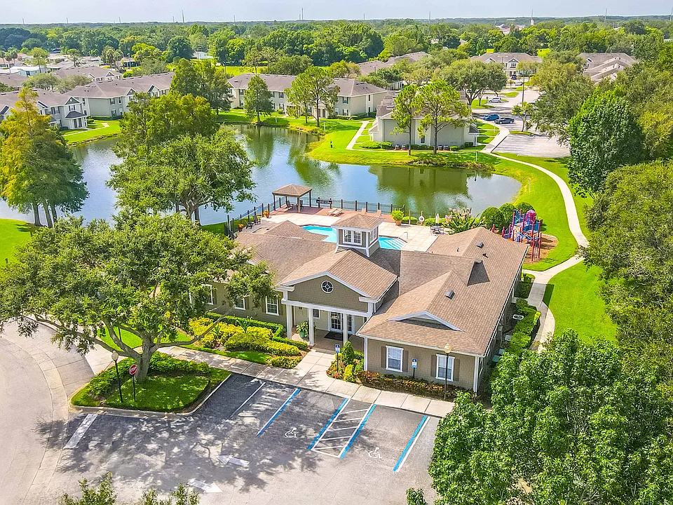 Aerial View of Clubhouse