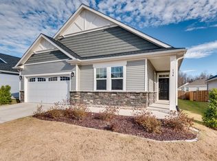 134 Willow Grove Ln, Fuquay Varina, NC 27526