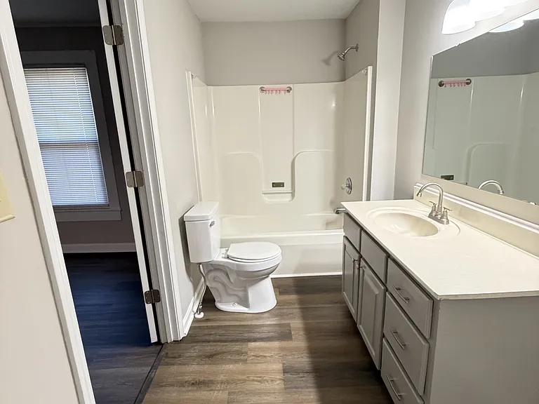 801 Desoto Ave — Photo 9