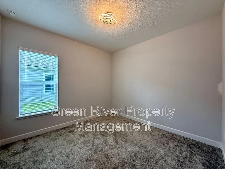 1818 Sandy Creek Pkwy — Photo 25